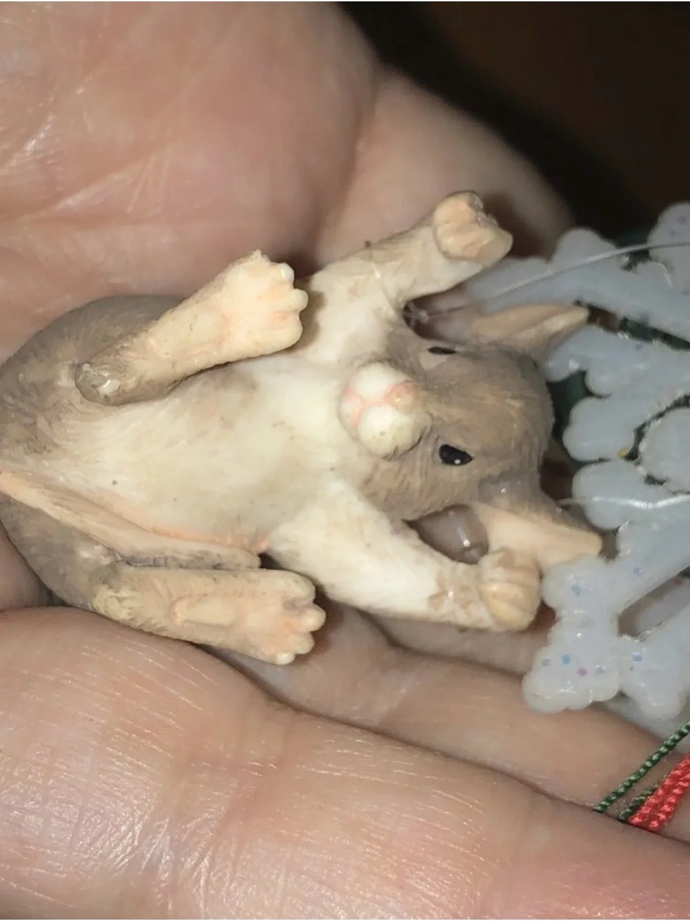 Charming Tails Mouse On Snowflake Light Up Vintage Ornament VERY Rare Ornament